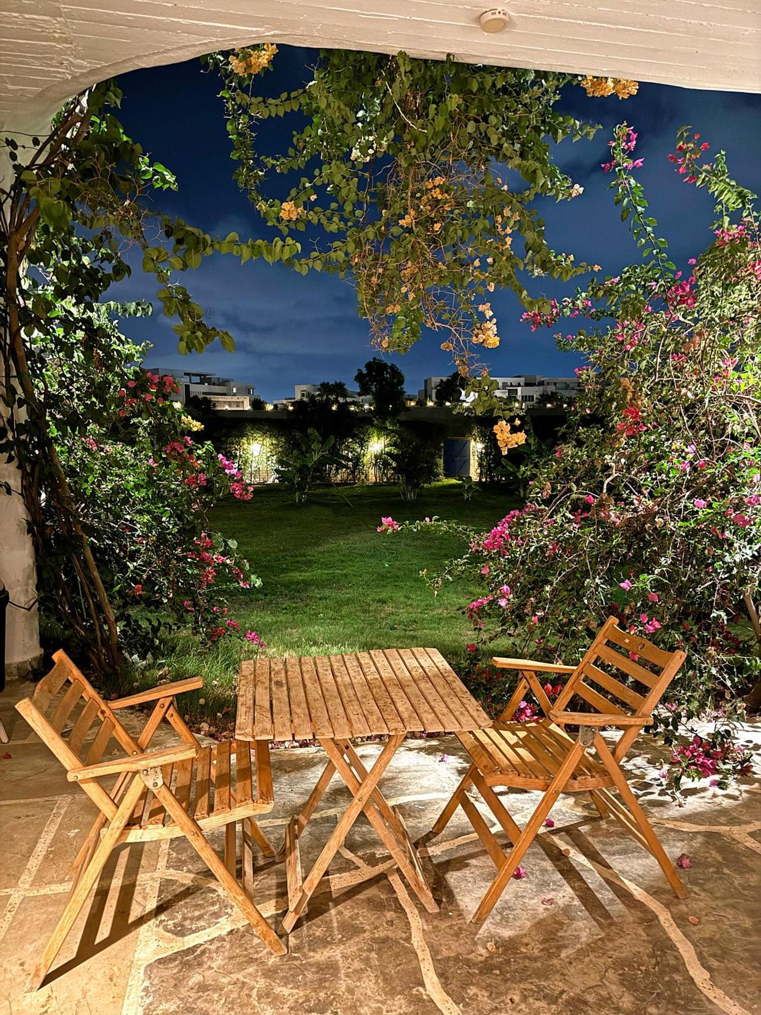 Elegant Studio Near Ios Hotel #8 エル・アラメイン エクステリア 写真